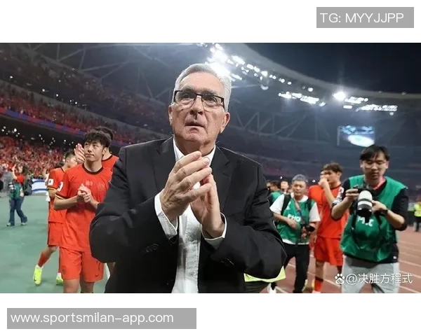 国足选帅如同刮彩票投入不足导致失败风险加大